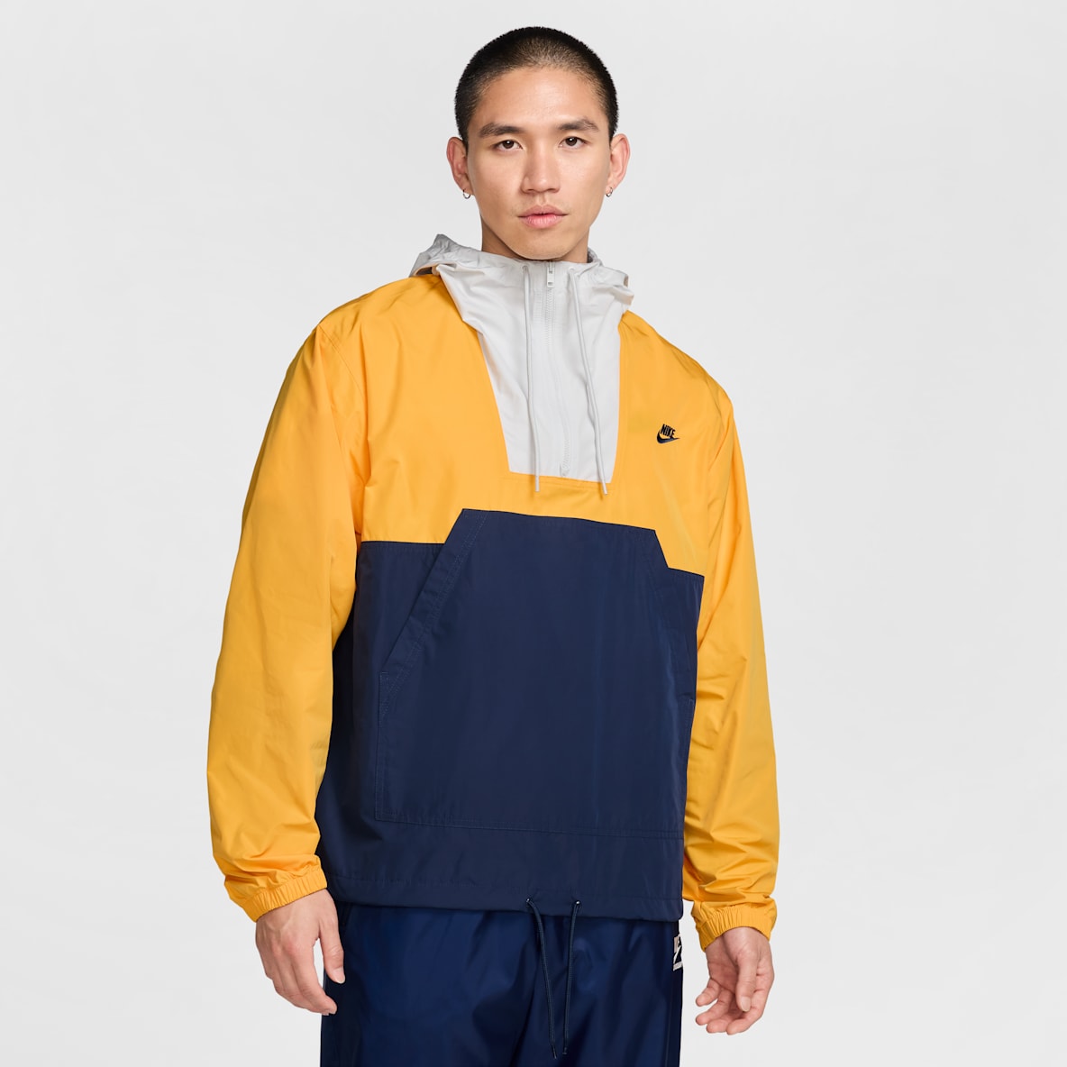 美品 NIKE SHIELD ランニングジャケット M ネオンイエロー